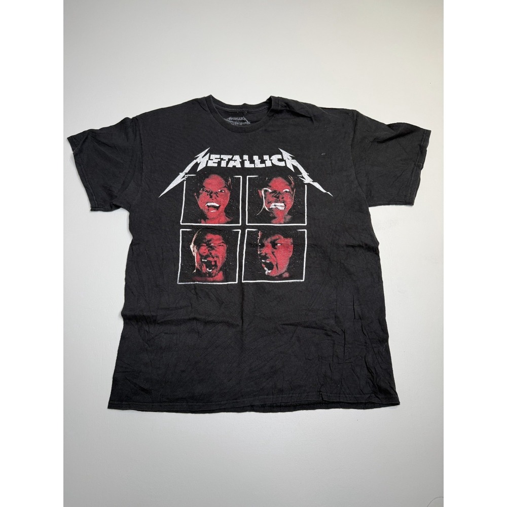 Metallica WorldWired Tour 2017 Concert T-Shirt Mens L Black Wear-Ever I May Roam
